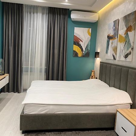 Luxury Modern Apartment In The Center Of Ereván Exterior foto