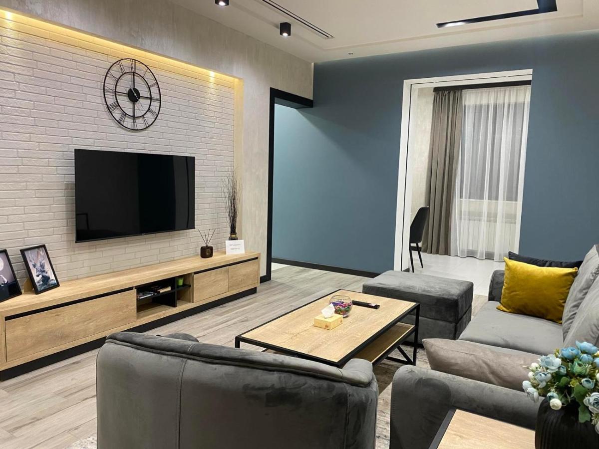 Luxury Modern Apartment In The Center Of Ereván Exterior foto